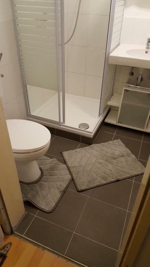 Koln-Bonn Appartment เวสเซลลิง ภายนอก รูปภาพ
