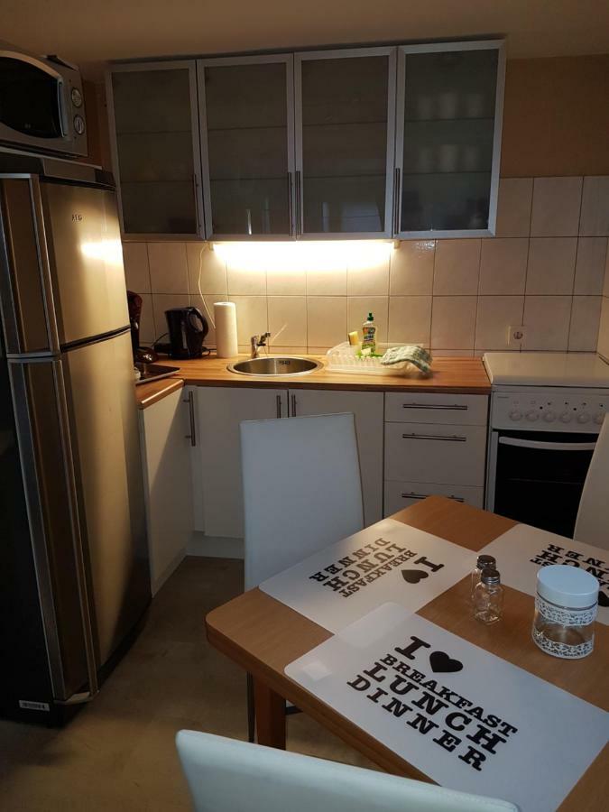 Koln-Bonn Appartment เวสเซลลิง ภายนอก รูปภาพ