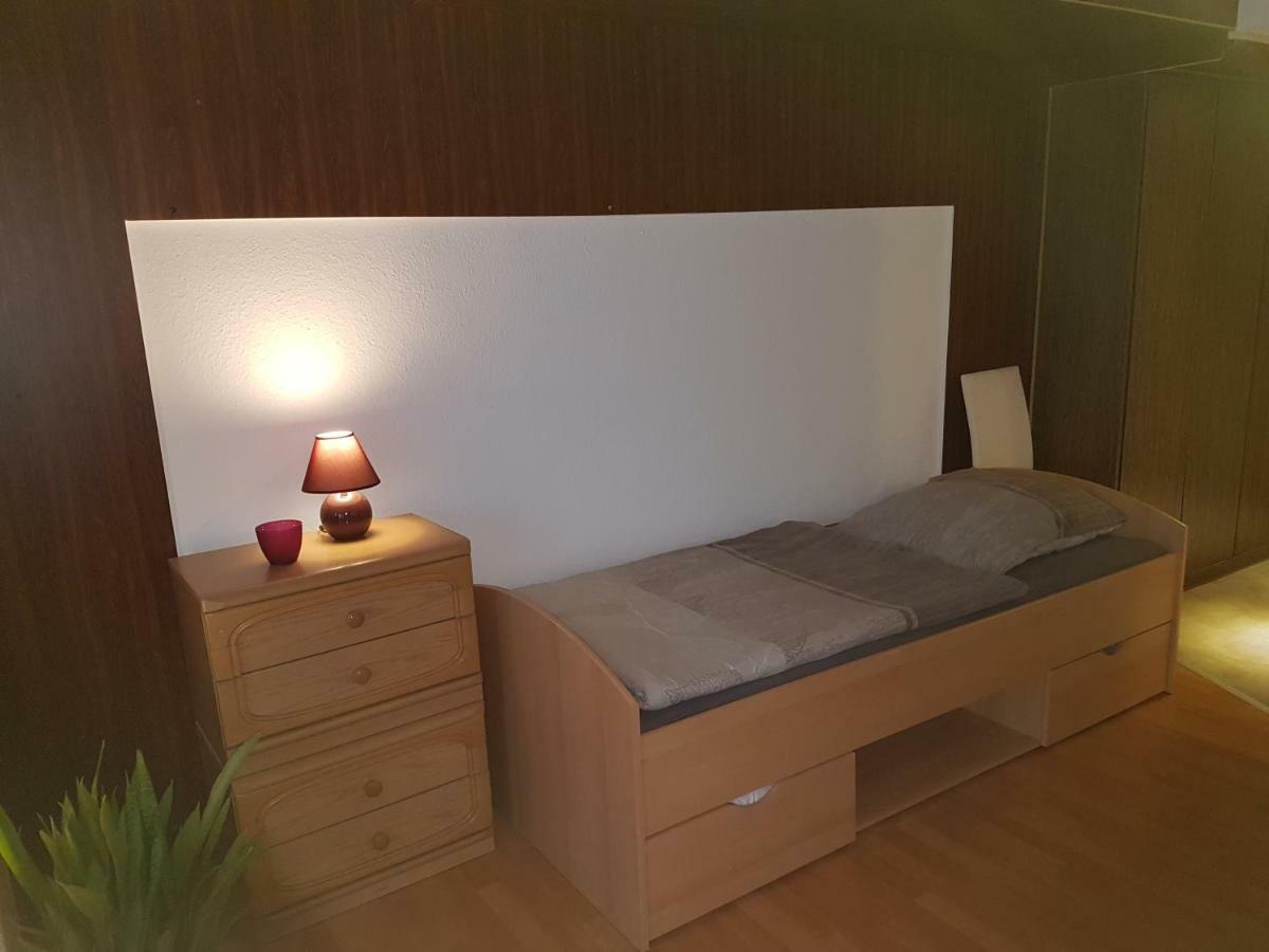 Koln-Bonn Appartment เวสเซลลิง ภายนอก รูปภาพ