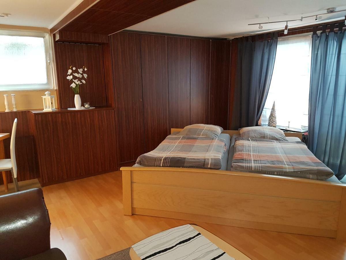 Koln-Bonn Appartment เวสเซลลิง ภายนอก รูปภาพ